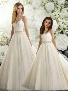 Floor Length White Wedding Dresses Tulle Sleeveless Beading and Lace