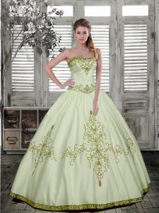 Multi-color Ball Gowns Taffeta Strapless Sleeveless Embroidery Floor Length Lace Up Sweet 16 Quinceanera Dress
