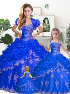 Vintage Tulle Sweetheart Short Sleeves Lace Up Appliques and Embroidery and Pick Ups Wedding Gown in Royal Blue