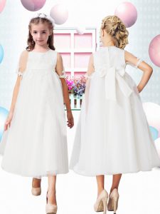 Glamorous White Tulle Zipper Scoop Short Sleeves Tea Length Flower Girl Dresses Lace and Bowknot