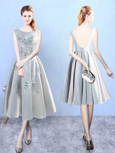 Scoop Sleeveless Bridesmaid Dress Tea Length Appliques Silver Satin