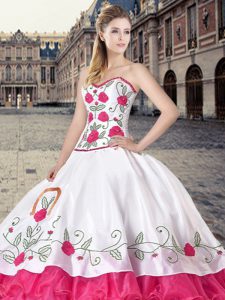 Organza Sweetheart Sleeveless Lace Up Embroidery and Ruffles Ball Gown Prom Dress in White And Red