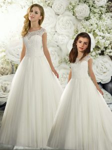 Sleeveless Floor Length Lace Zipper Wedding Dresses with White
