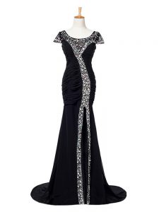 Black Scoop Neckline Beading and Ruching Evening Gowns Cap Sleeves Zipper
