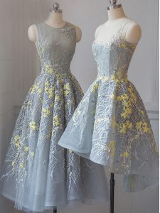 Fantastic Grey Tulle Criss Cross Scoop Sleeveless Tea Length Wedding Party Dress Lace