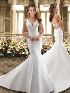 White Wedding Gowns Wedding Party with Lace V-neck Sleeveless Brush Train Criss Cross