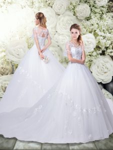 Modern Short Sleeves Tulle Lace Up Wedding Dress in White with Beading and Appliques
