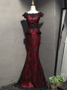 Unique Lace and Appliques Mother Dresses Red And Black Lace Up Sleeveless Floor Length