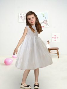 New Arrival White Tulle Zipper Bateau Cap Sleeves Knee Length Toddler Flower Girl Dress Lace and Appliques