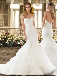 Elegant Sweetheart Sleeveless Tulle Wedding Gown Ruffled Layers Brush Train Clasp Handle