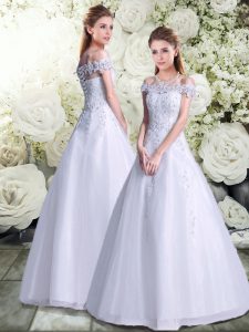 Sleeveless Floor Length Beading and Appliques Lace Up Wedding Gowns with White