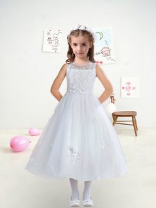White Scoop Neckline Lace Flower Girl Dresses for Less Sleeveless Zipper