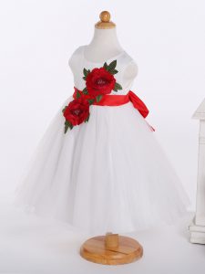 White A-line Tulle Scoop Sleeveless Bowknot and Hand Made Flower Knee Length Zipper Pageant Gowns For Girls
