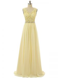 Dynamic Light Yellow Empire Chiffon V-neck Sleeveless Beading and Lace and Appliques Floor Length Zipper Homecoming Dres