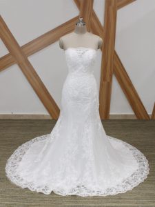 New Style Scalloped Sleeveless Tulle Wedding Dresses Lace Brush Train Lace Up