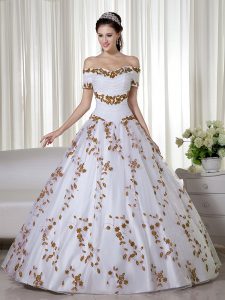 Off The Shoulder Short Sleeves Organza Quinceanera Gown Embroidery Lace Up