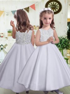 Luxury White Ball Gowns Scoop Sleeveless Tulle Floor Length Zipper Beading and Lace Flower Girl Dresses for Less