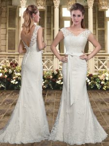White Sleeveless Sweep Train Lace Bridal Gown
