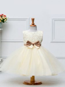 Fancy Scoop Sleeveless Little Girls Pageant Dress Knee Length Lace and Bowknot Champagne Tulle