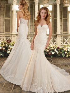 Discount Appliques and Embroidery Wedding Gowns White Clasp Handle Sleeveless Sweep Train