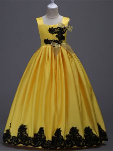 Custom Made Yellow A-line Appliques and Bowknot Little Girls Pageant Dress Zipper Taffeta Sleeveless Floor Length