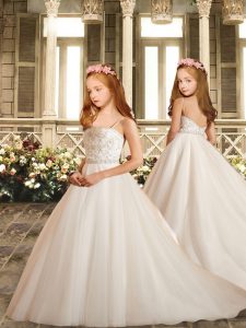 Romantic Sleeveless Sweep Train Beading and Lace Backless Flower Girl Dresses for Less