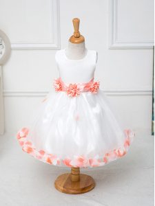 Latest White Sleeveless Knee Length Appliques and Hand Made Flower Zipper Girls Pageant Dresses