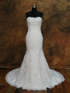 Colorful White Strapless Lace Up Lace Wedding Dress Brush Train Sleeveless