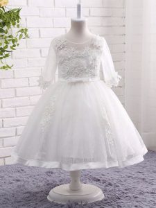 Short Sleeves Lace Tea Length Zipper Little Girls Pageant Gowns in White with Lace and Appliques