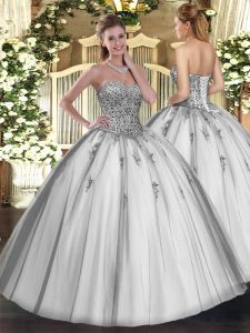 Grey Ball Gowns Tulle Sweetheart Sleeveless Beading and Appliques Floor Length Lace Up Ball Gown Prom Dress