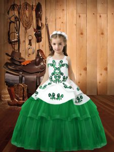 Stunning Green Lace Up Little Girls Pageant Gowns Embroidery Sleeveless Floor Length