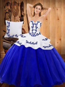 Strapless Sleeveless Lace Up Vestidos de Quinceanera Royal Blue Tulle
