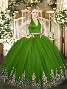 Latest Halter Top Sleeveless Quinceanera Gown Floor Length Appliques Green Tulle