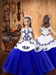 Blue Sleeveless Floor Length Embroidery Lace Up Girls Pageant Dresses