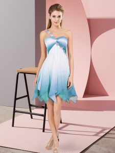 Unique Sleeveless Beading Lace Up Prom Dresses