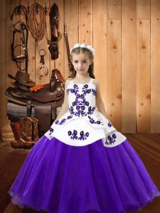 Enchanting Purple Pageant Dress for Womens Sweet 16 and Quinceanera with Embroidery Straps Sleeveless Lace Up
