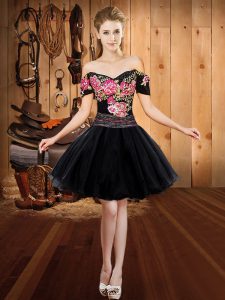 Black Lace Up Off The Shoulder Embroidery Homecoming Dresses Organza Short Sleeves