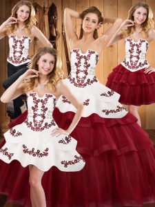 Pretty Embroidery and Ruffled Layers Sweet 16 Dress Burgundy Lace Up Sleeveless With Train