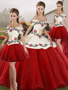 Custom Designed Sleeveless Organza Floor Length Lace Up Sweet 16 Dress in White And Red with Embroidery