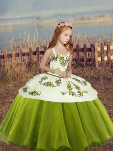 Olive Green Ball Gowns Organza Straps Sleeveless Embroidery Floor Length Lace Up Little Girl Pageant Dress