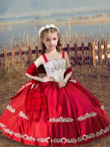 Admirable Straps Sleeveless Little Girls Pageant Dress Wholesale Floor Length Beading and Embroidery Coral Red Satin