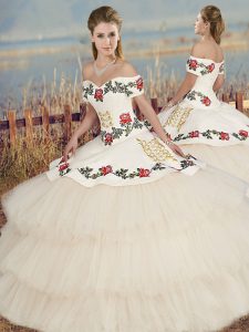 Dramatic White Short Sleeves Tulle Lace Up Quinceanera Gown for Military Ball and Sweet 16 and Quinceanera