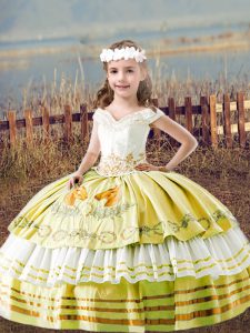 Embroidery Little Girls Pageant Dress Yellow Lace Up Sleeveless Floor Length