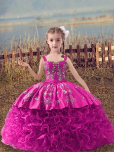 Customized Sleeveless Sweep Train Embroidery Lace Up Girls Pageant Dresses