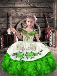 Floor Length Lace Up Girls Pageant Dresses Green for Wedding Party with Beading and Embroidery and Ruffles