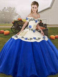 Traditional Blue And White Ball Gowns Embroidery and Ruffles Quinceanera Gowns Lace Up Organza Sleeveless Floor Length