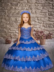 Sleeveless Floor Length Appliques and Ruffled Layers Lace Up Girls Pageant Dresses with Blue