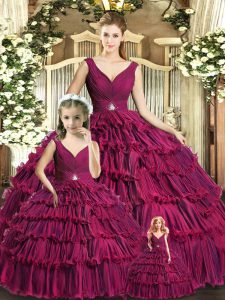 Colorful Sleeveless Organza Floor Length Backless Ball Gown Prom Dress in Burgundy with Ruffled Layers