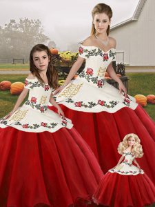 White And Red Ball Gowns Off The Shoulder Sleeveless Organza Floor Length Lace Up Embroidery Quince Ball Gowns