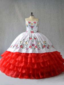 Excellent Floor Length Ball Gowns Sleeveless White And Red Quince Ball Gowns Lace Up